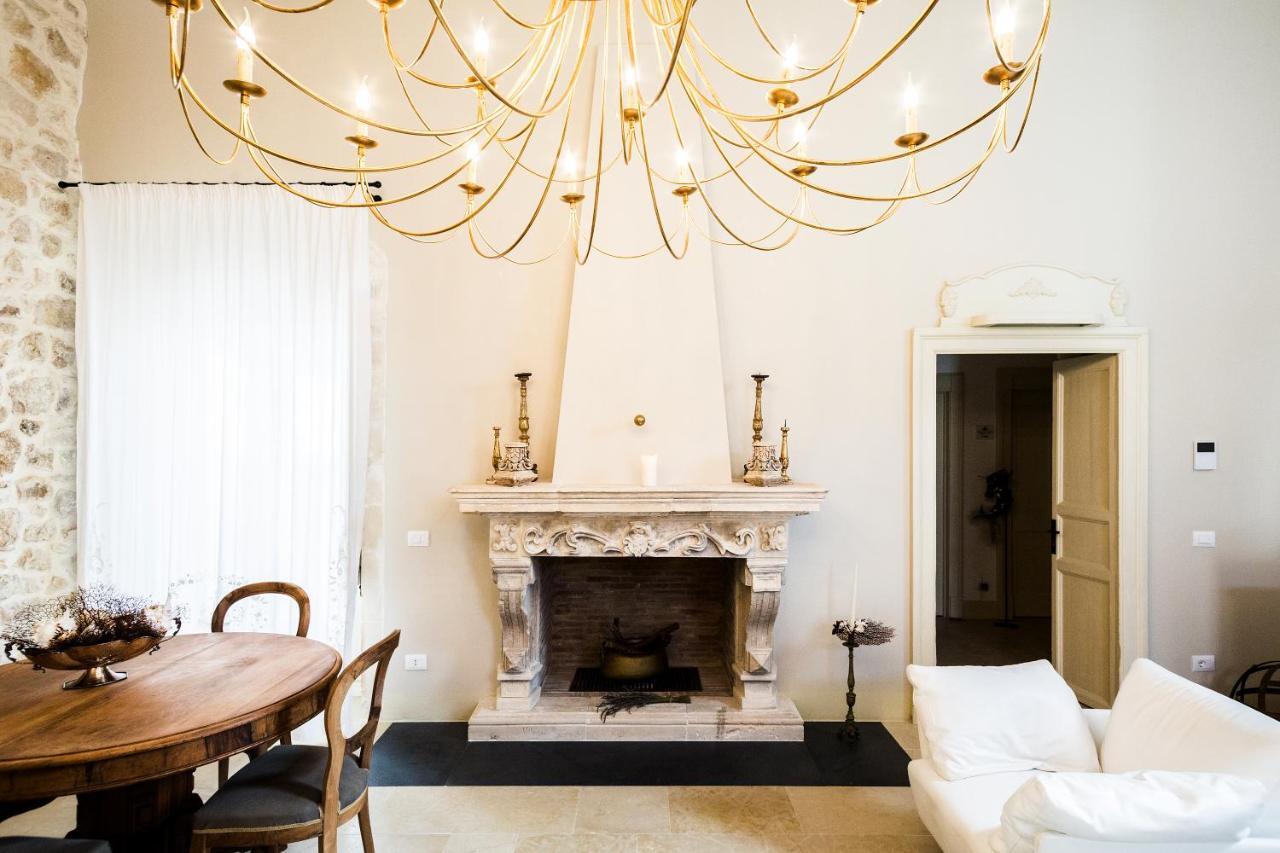 Dimora Di Catullo - Ospitalita Di Charme Villa ปาลัซโซ อาเกรอิเด ภายนอก รูปภาพ